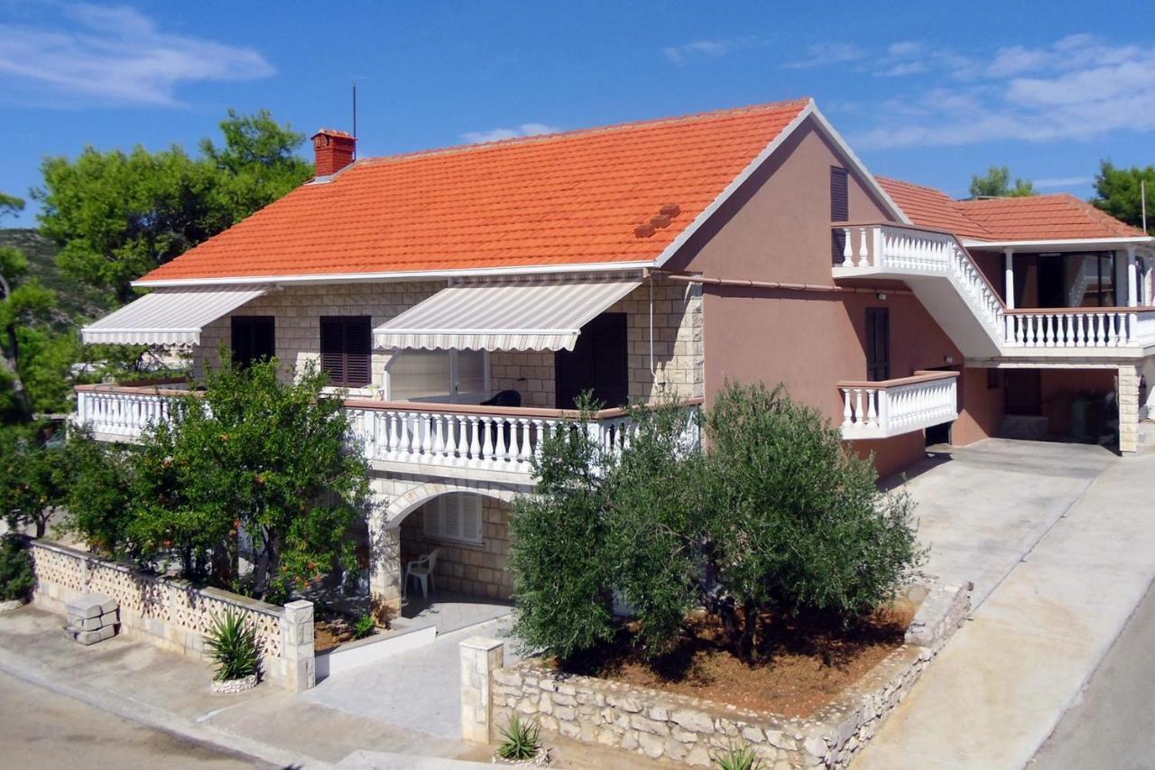 Apartments With A Parking Space Zavalatica, Korcula - 4453 المظهر الخارجي الصورة
