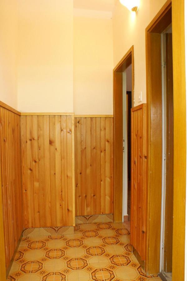 Apartments With A Parking Space Zavalatica, Korcula - 4453 المظهر الخارجي الصورة